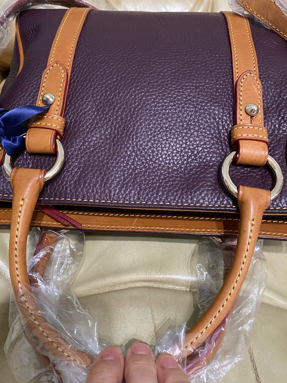 Dooney & Bourke GRAPE Pocket Satchel Pebbled Leather w/Wristlet Wallet - Picture 13 of 15